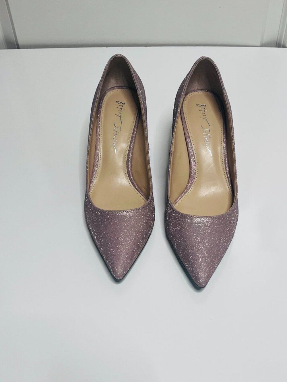 Betsey Johnson SB Paige Rhinestone Block-Heel Pump Shoes in Blush Size 7.5